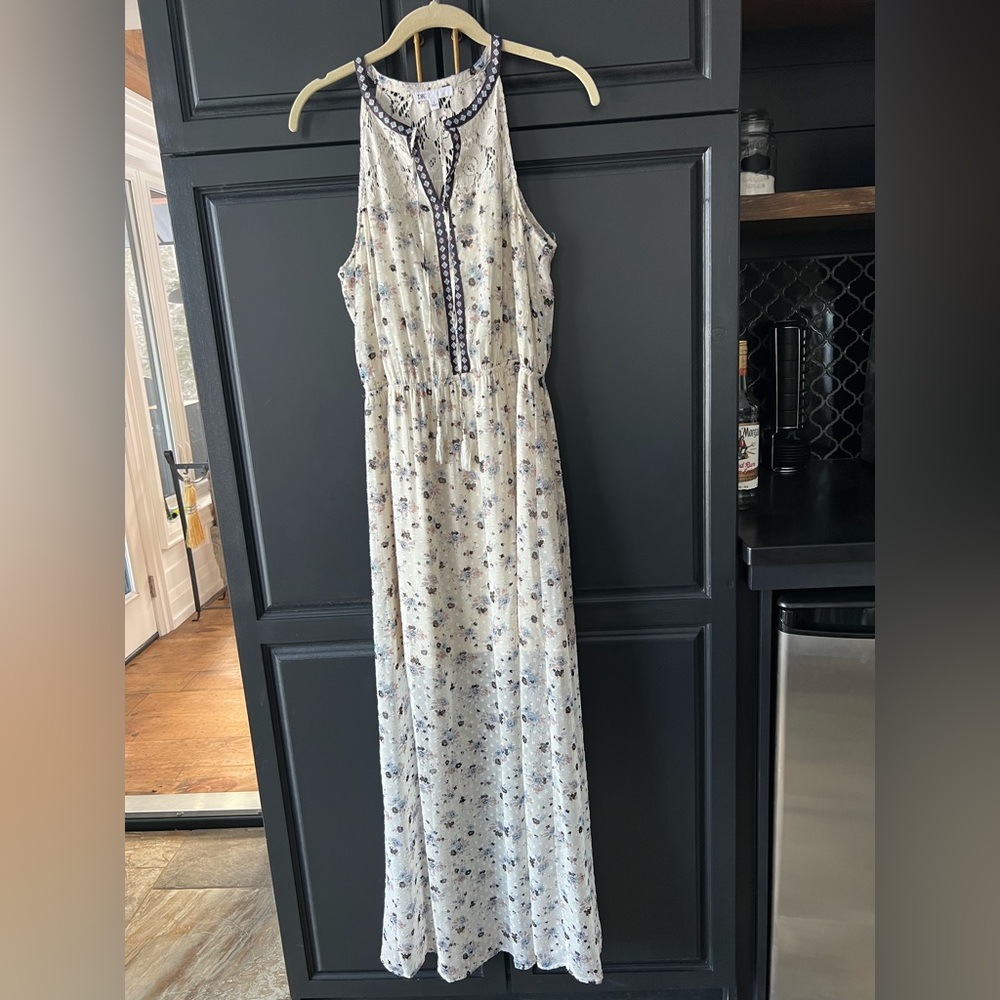 DR2 Ivory and Navy Floral Maxi Dress